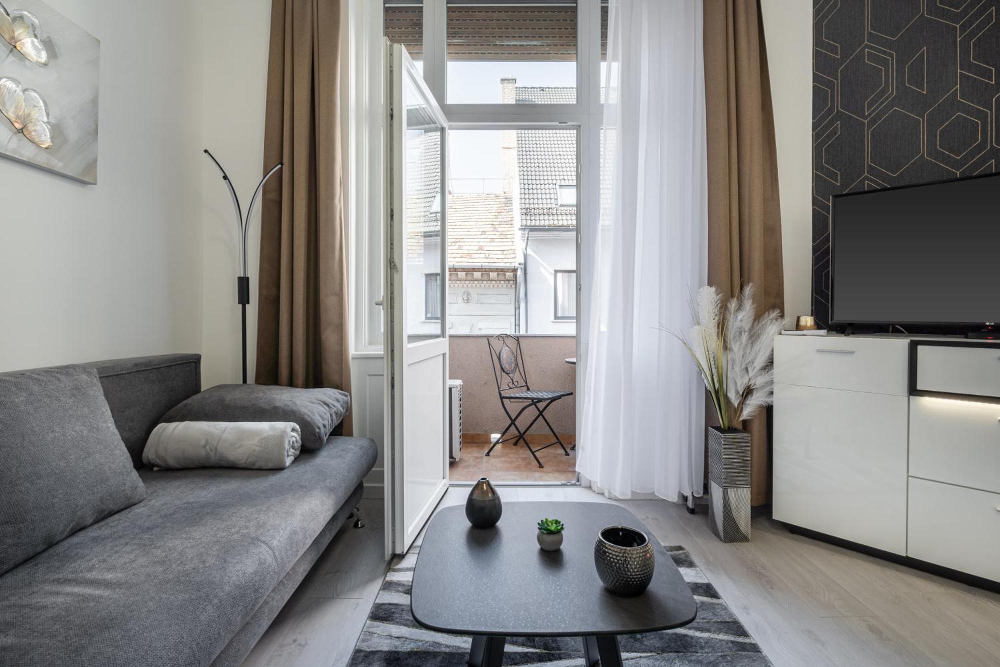 Dorsett Heights Apartment Budapest Luaran gambar